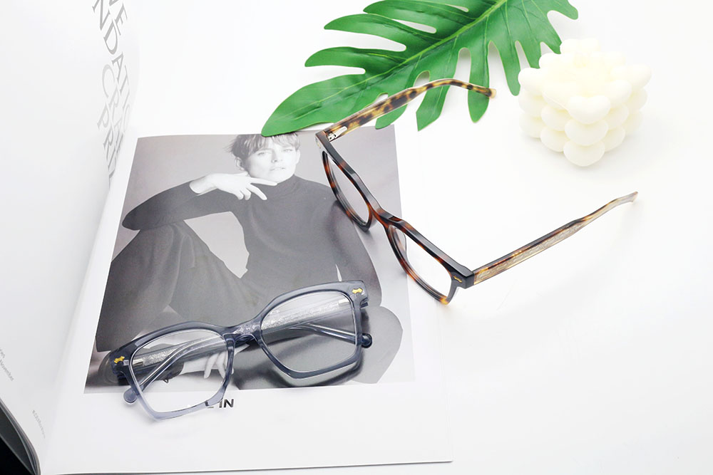 Welcome to the world of premium High-Quality Acetate Frames: Where Style Meets Durability!
